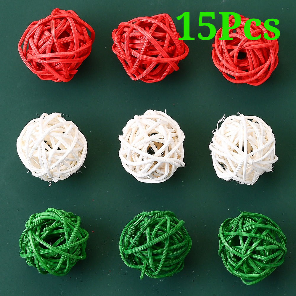 15PCS 3/4cm Red Green White Christmas Wicker Rattan Ball Set