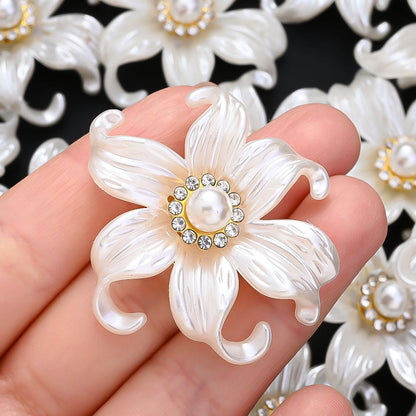 10-Piece White Acrylic Iris Flower Flatback Charms