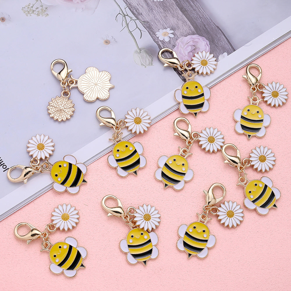 5/10-Set Bee & Daisy Flower Keychain Gift Set