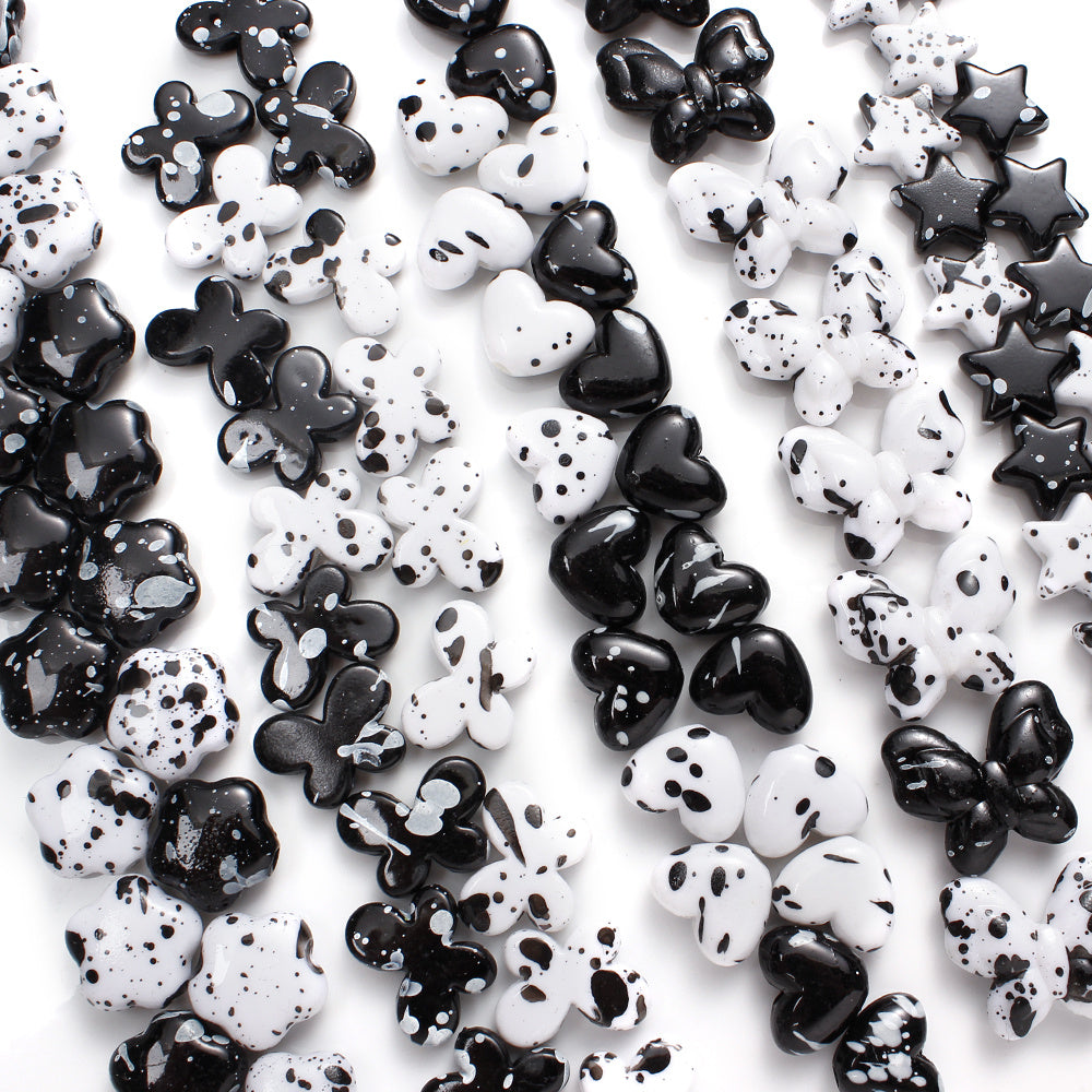 100/200pcs Star Heart Butterfly Beads Acrylic Black & White Graffiti