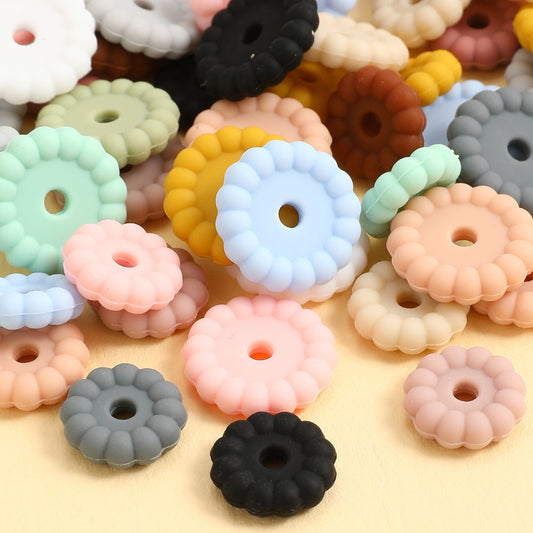 10PCS 12/15mm Sunflower Silicone Disc Bead Set