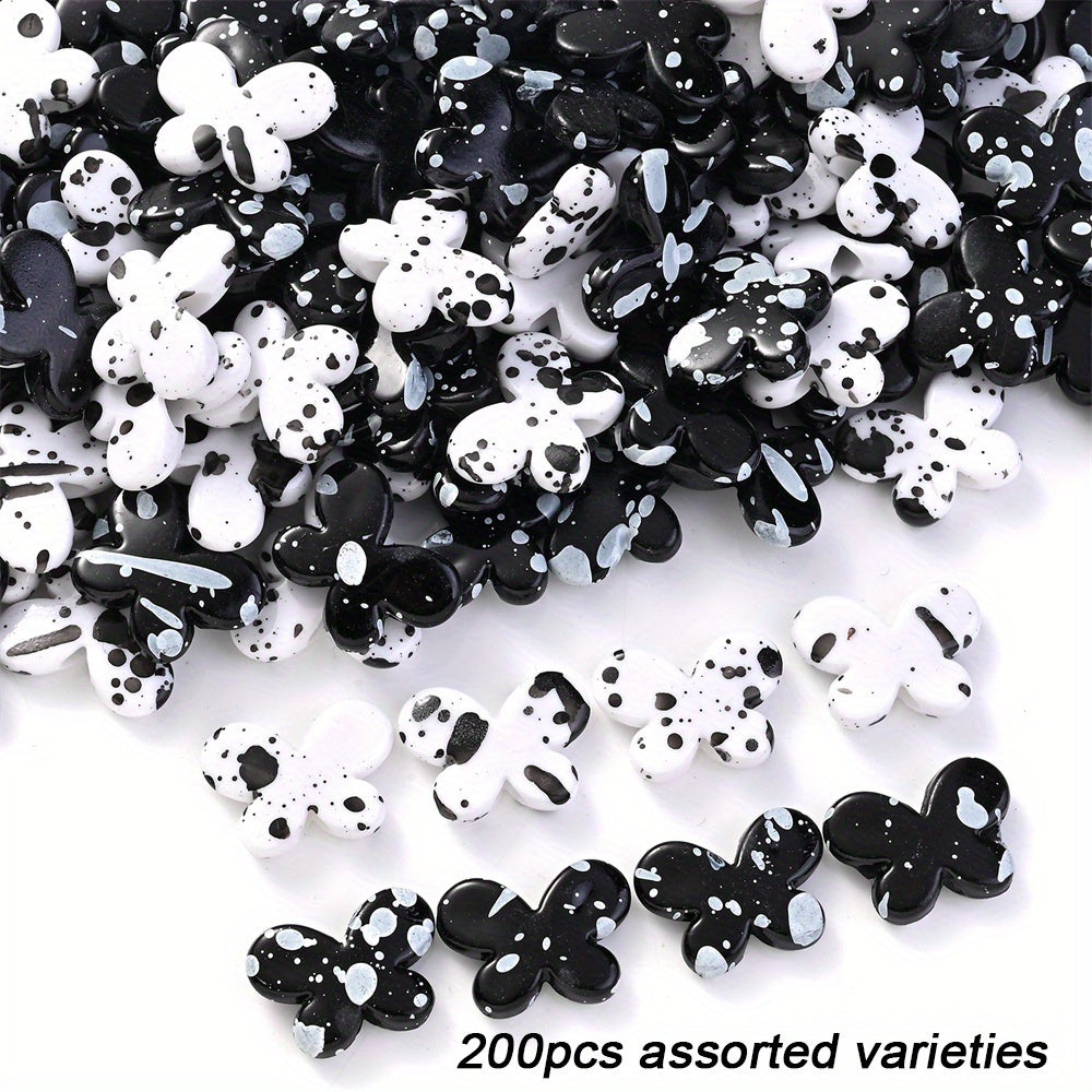 100/200pcs Star Heart Butterfly Beads Acrylic Black & White Graffiti