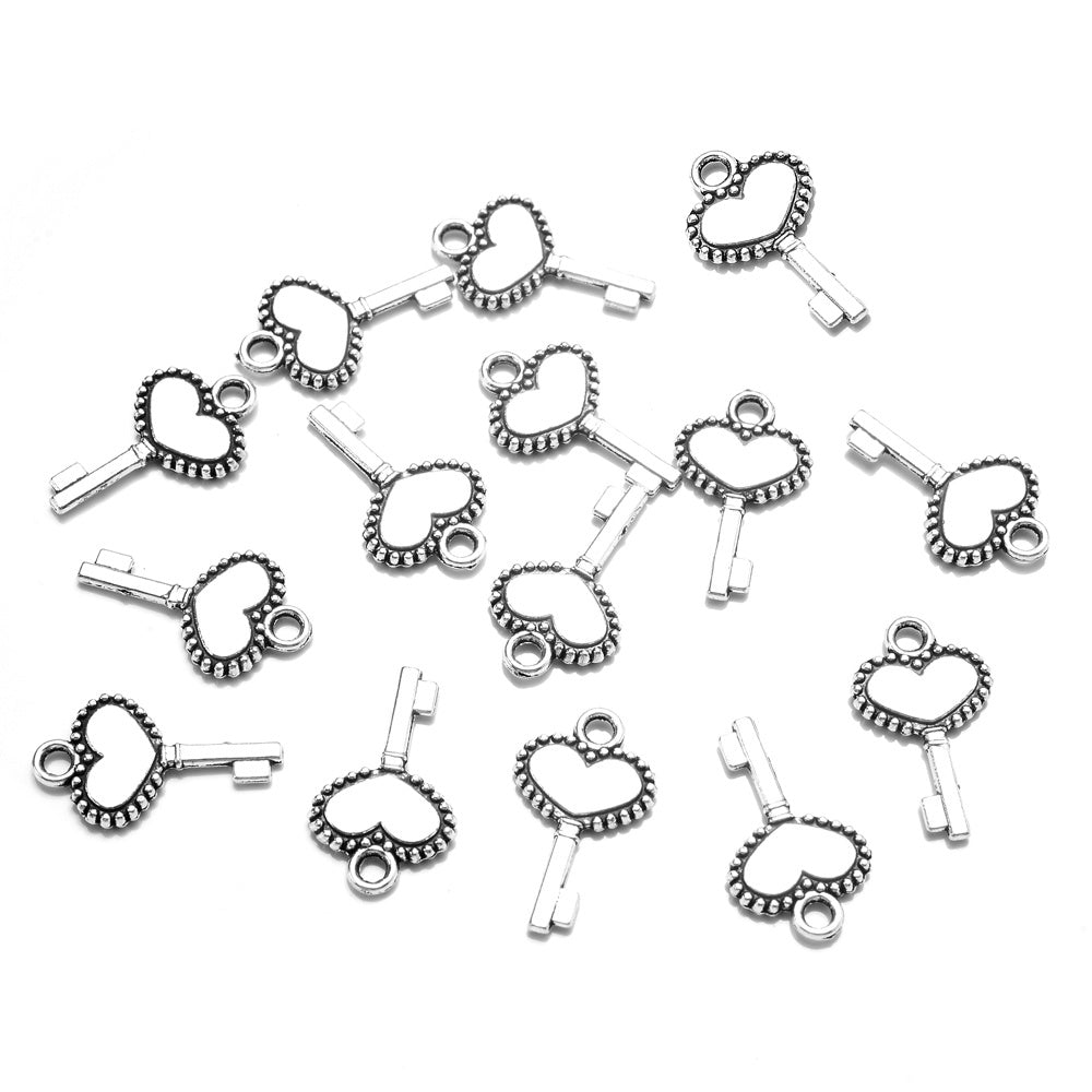 Retro Heart Alloy Pendants